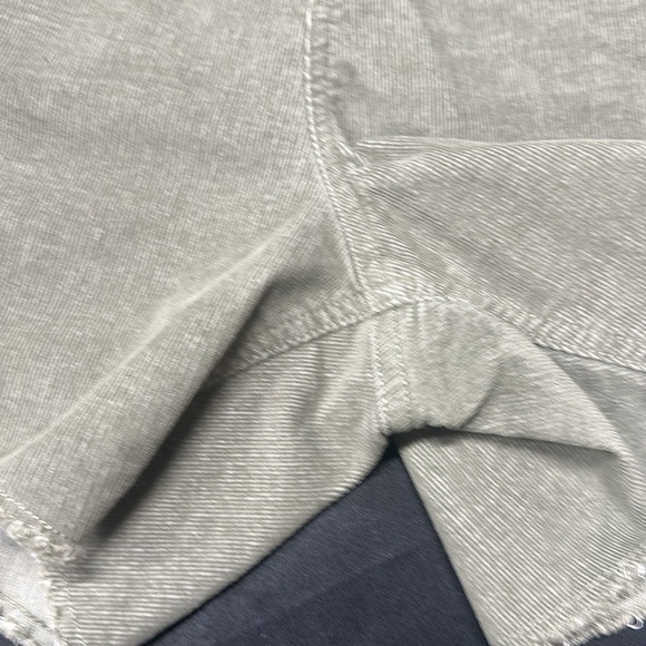 Gap size 16 sage green soft corduroy perfect length shorts - Picture 3 of 5